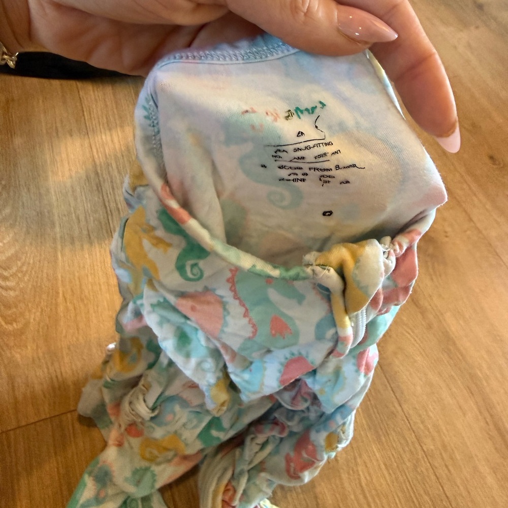 Alexis Ruffle Zip - Picture 8 of 8